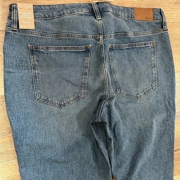 Madewell Mid-Rise Perfect Vintage Jean in Ainsdale Wash w/ Distressing 16W NWT - Picture 13 of 14